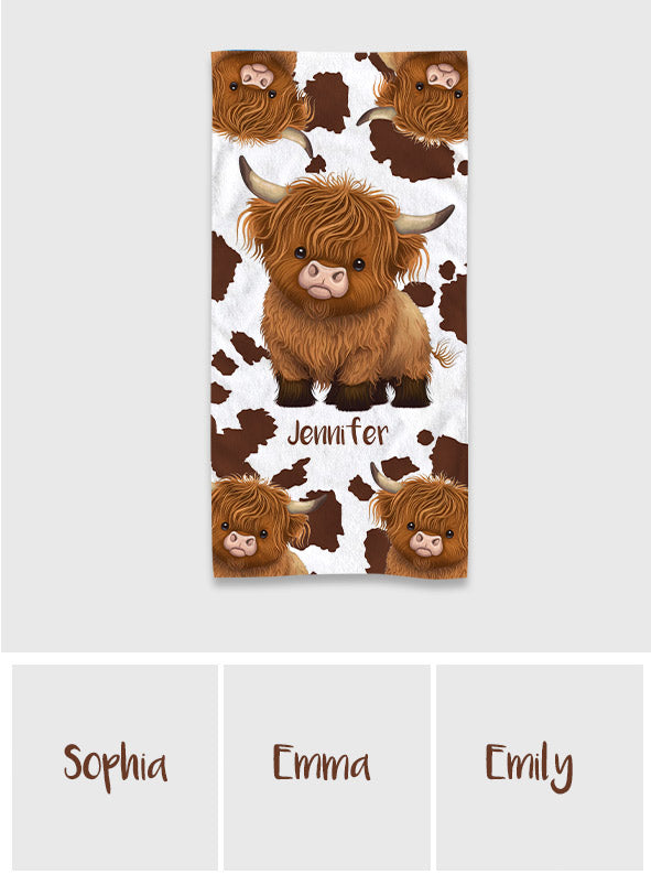Serviette de plage/de bain personnalisée à séchage rapide « Juste une fille qui aime les vaches des Highlands »