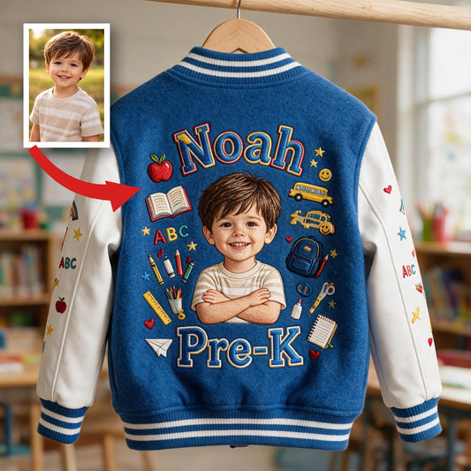Personalisierte Little Latina Jungen Varsity-Jacke zur Schule mit Foto, Name und Klasse