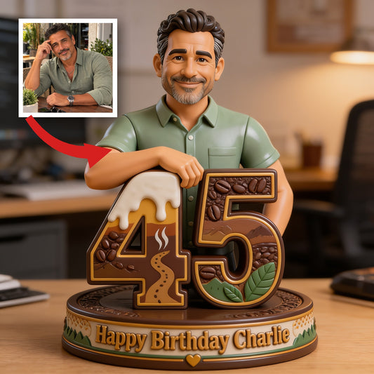 Cadeau personnalisé de figurine 3D pour l'anniversaire des 45 ans d'un homme latino d'âge moyen