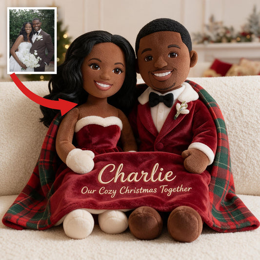 Personalisierte Weihnachtskissen für schwarze Paare - Premium Kunstfell Hochzeitsgeschenk