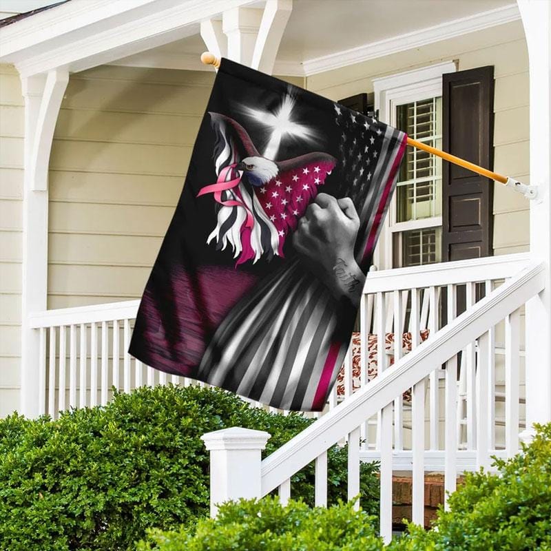 Amerikanische Flagge mit rosa Schleife, Adler und Kreuz – Hausflagge zur Sensibilisierung für Brustkrebs 0822