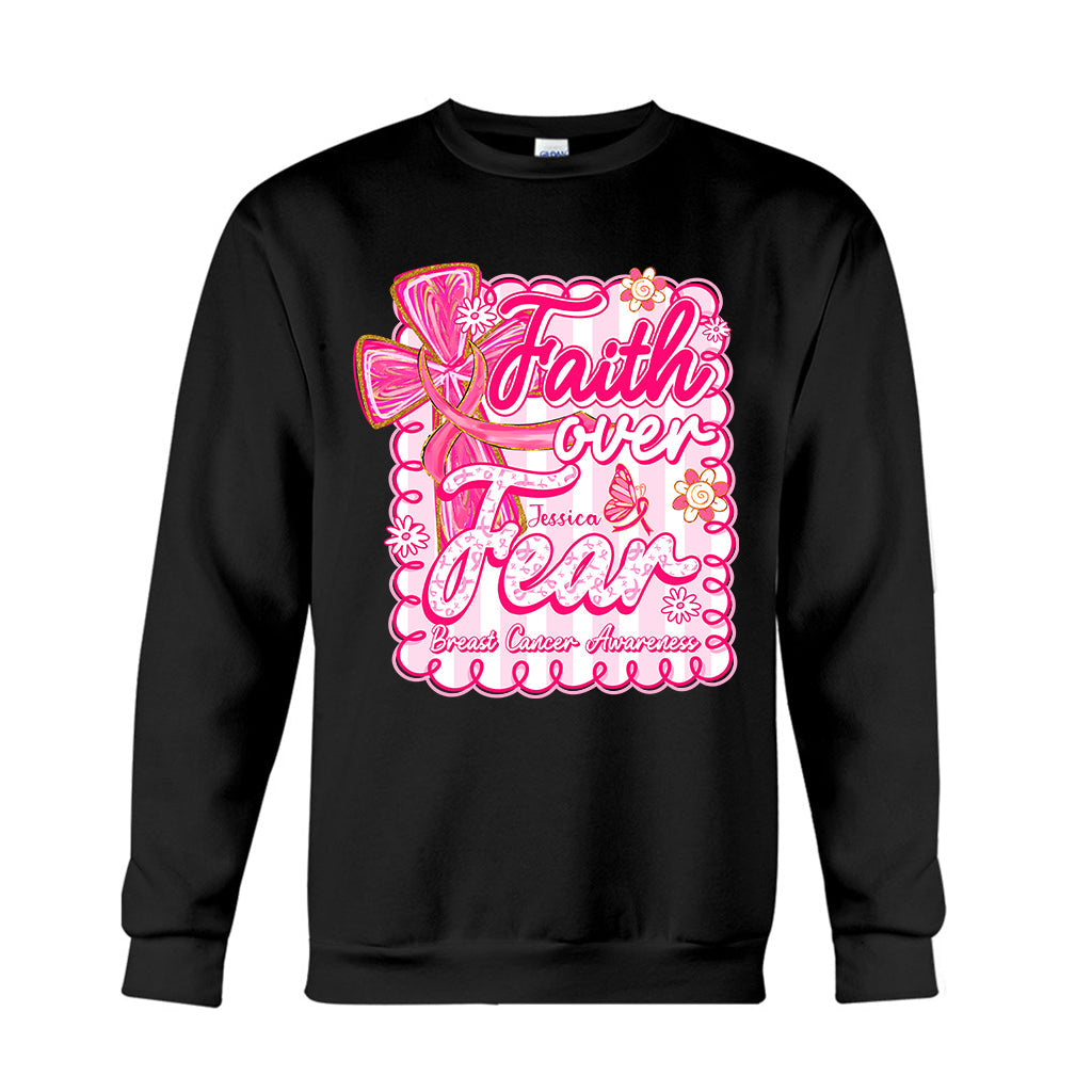 Preppy Brustkrebs: Glaube statt Angst – Personalisiertes T-Shirt und Hoodie zur Sensibilisierung für Brustkrebs