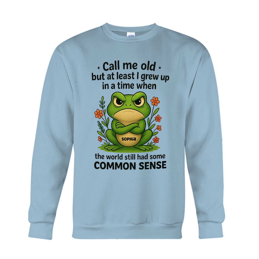 Call Me Old – Personalisiertes T-Shirt und Hoodie mit Froschmotiv