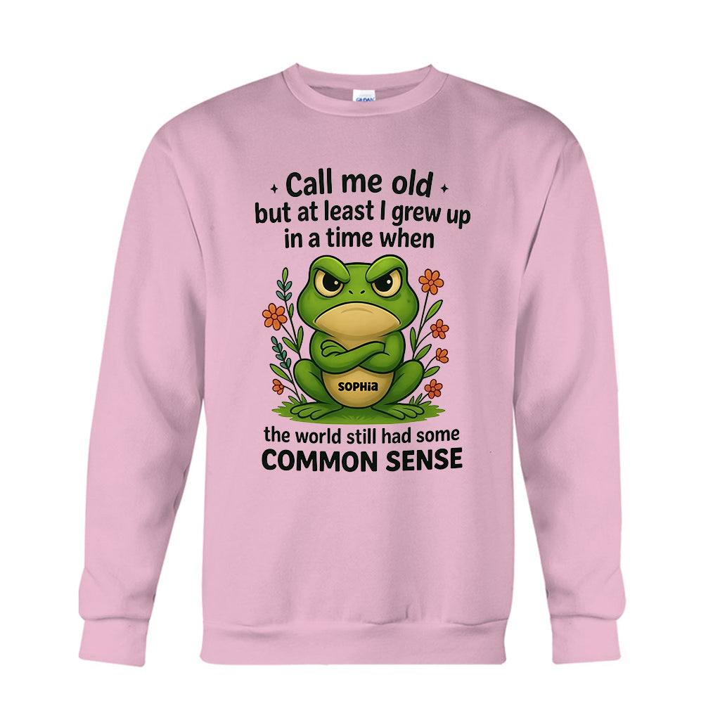Call Me Old – Personalisiertes T-Shirt und Hoodie mit Froschmotiv