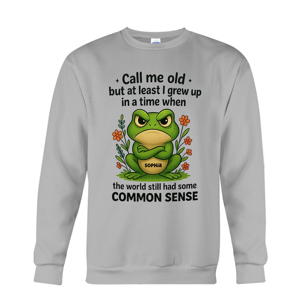 Call Me Old – Personalisiertes T-Shirt und Hoodie mit Froschmotiv