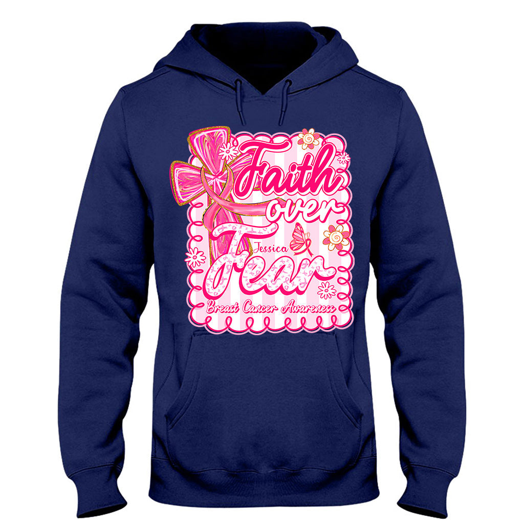 Preppy Brustkrebs: Glaube statt Angst – Personalisiertes T-Shirt und Hoodie zur Sensibilisierung für Brustkrebs