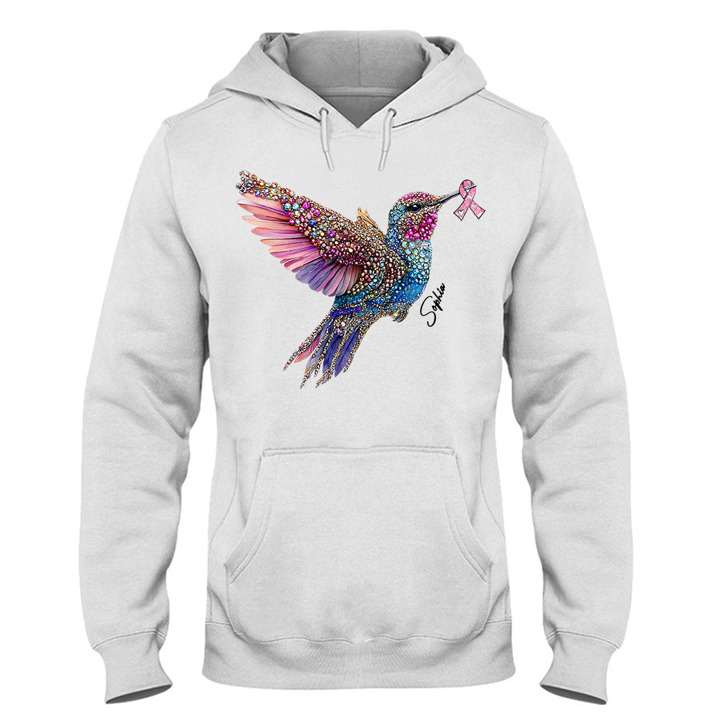 Crystal Hummingbird Pink Ribbon – Personalisiertes T-Shirt und Hoodie zur Sensibilisierung für Brustkrebs