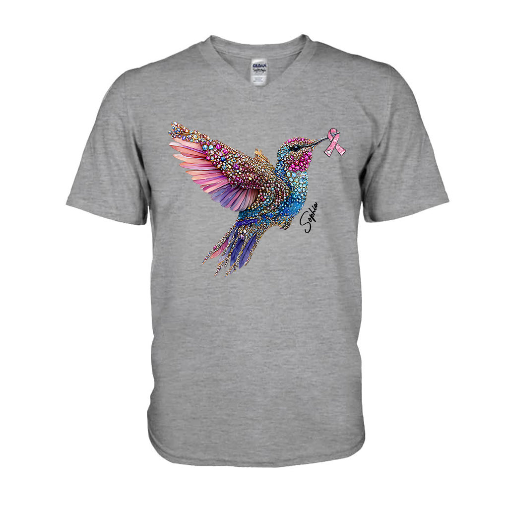 Crystal Hummingbird Pink Ribbon – Personalisiertes T-Shirt und Hoodie zur Sensibilisierung für Brustkrebs