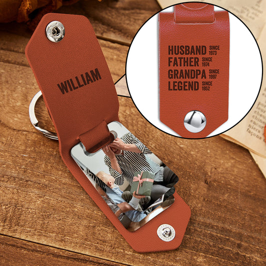 Ehemann, Vater, Opa – Legende – Personalisierter Schlüsselanhänger mit Opa-Fotoalbum