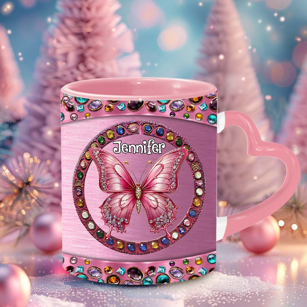 Wunderschöner rosa personalisierter Becher mit Schmetterlingsherzgriff
