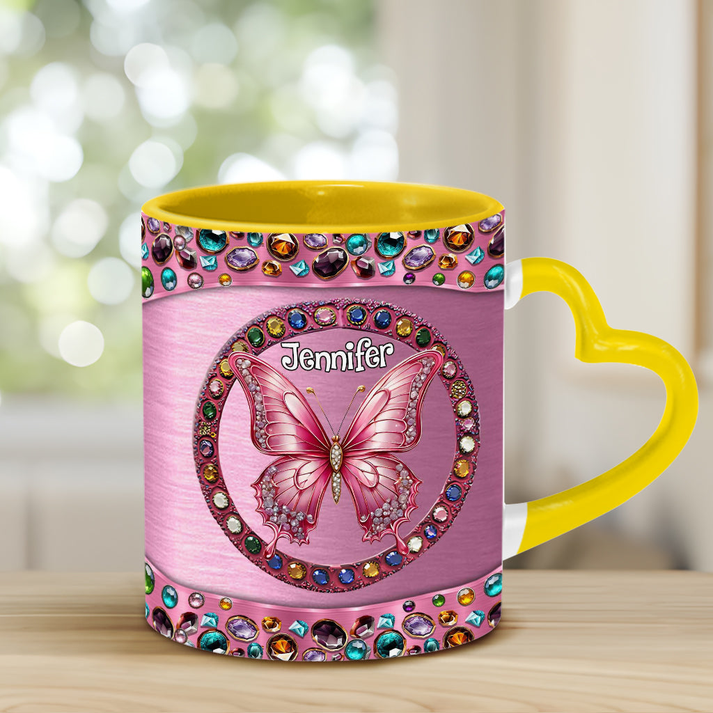 Wunderschöner rosa personalisierter Becher mit Schmetterlingsherzgriff
