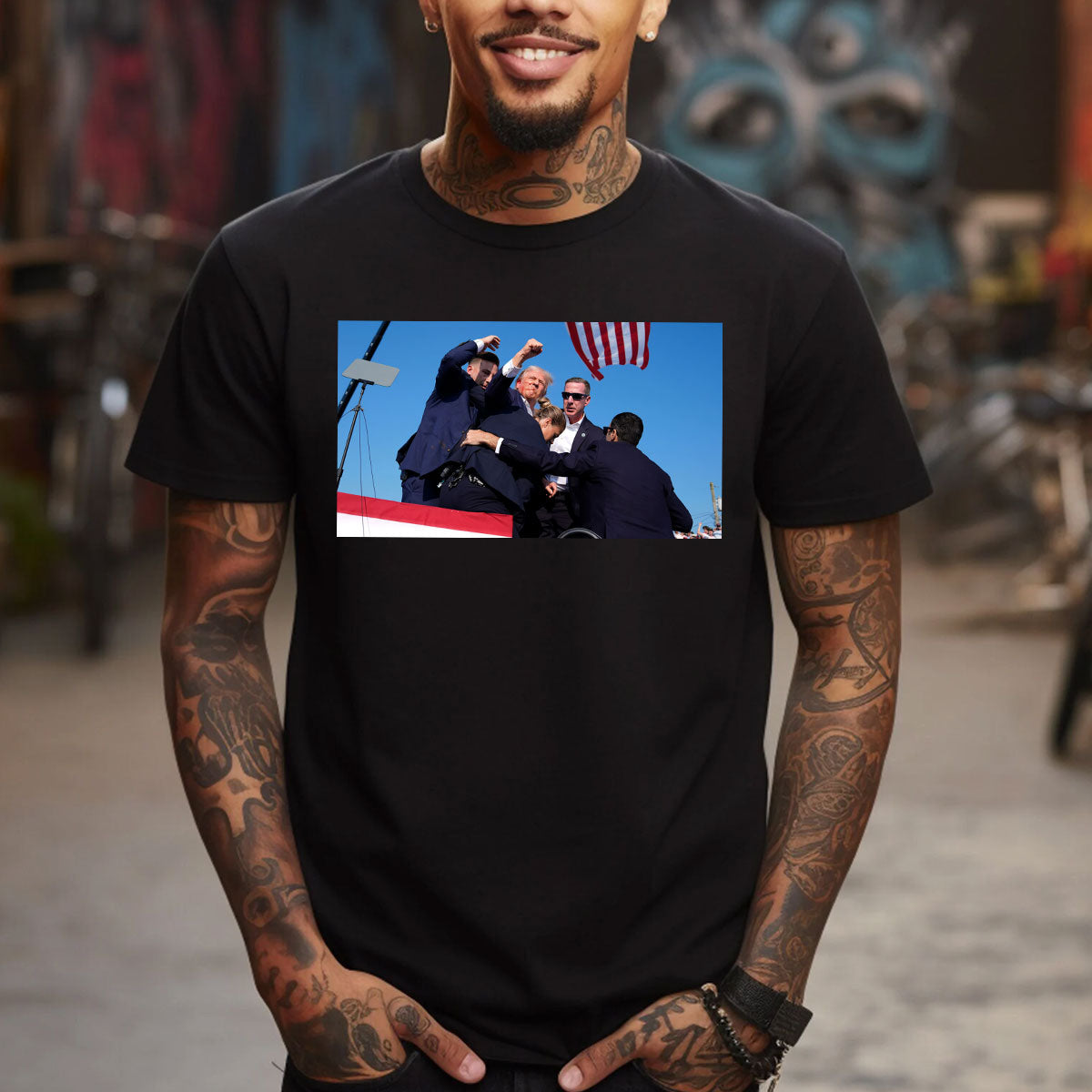 Tentative d'assassinat de Trump : l'élection de 2024 bouleverse le T-shirt