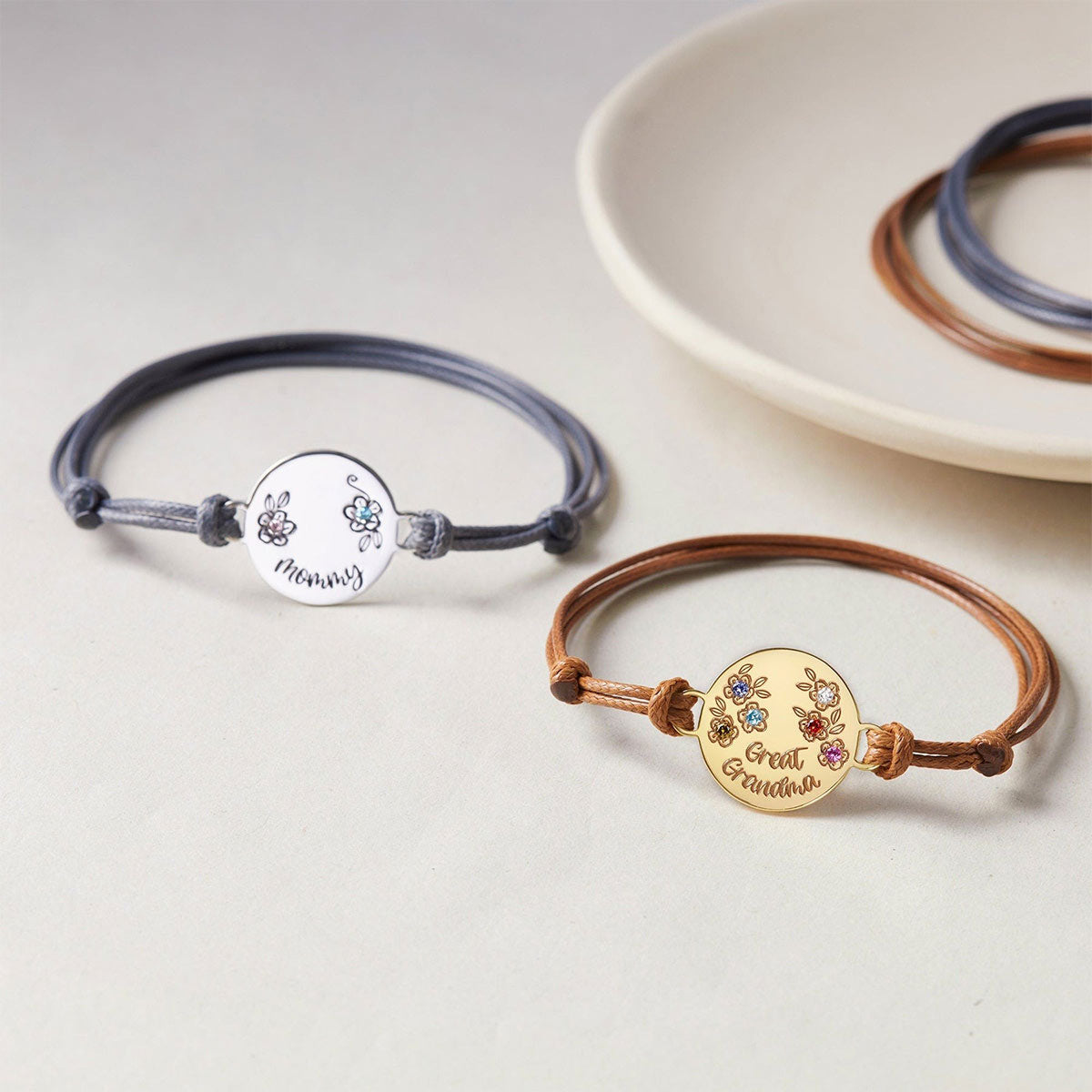 Round Pendant Bracelet With Birth Stones - Personalized Mother Round Pendant Bracelet