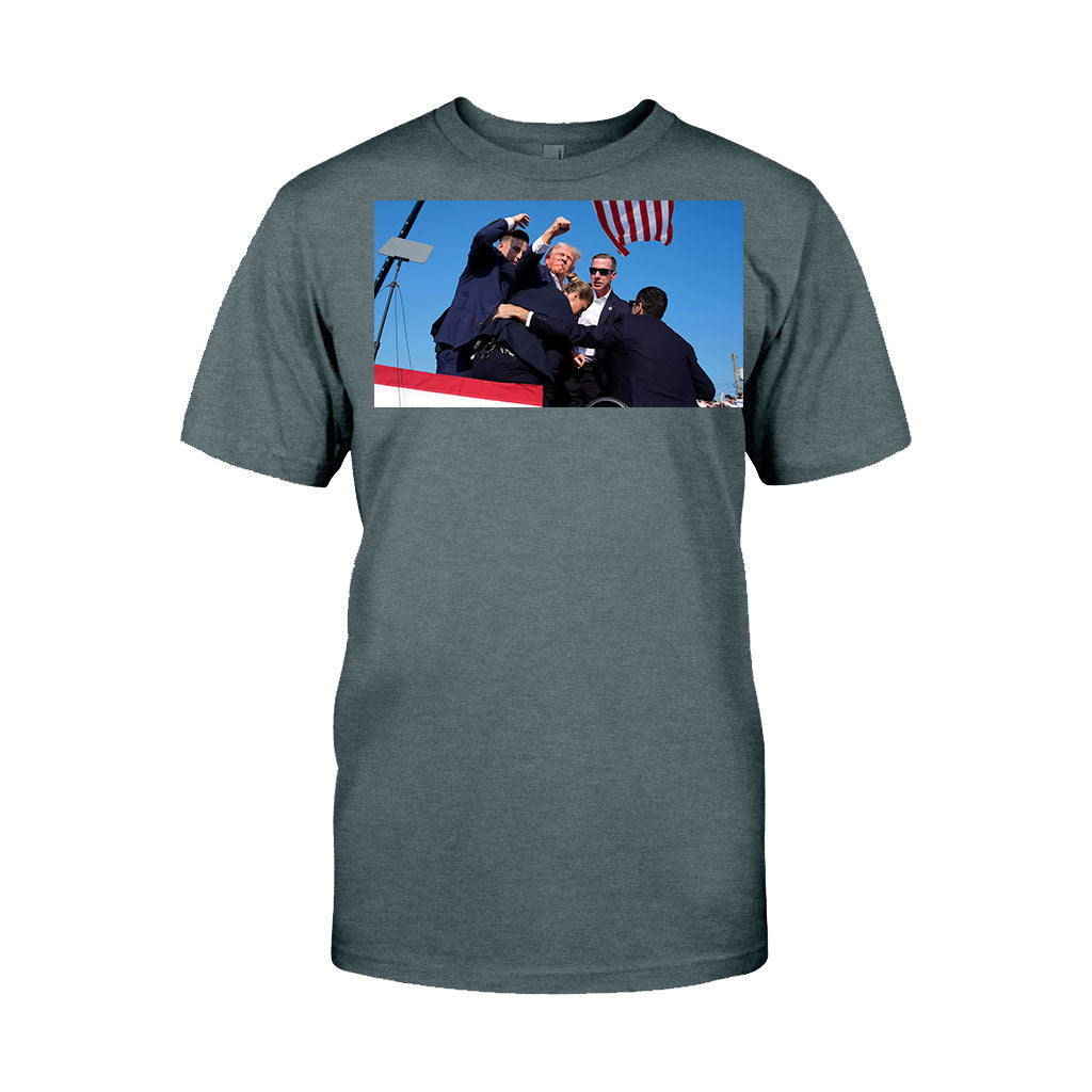 Tentative d'assassinat de Trump : l'élection de 2024 bouleverse le T-shirt