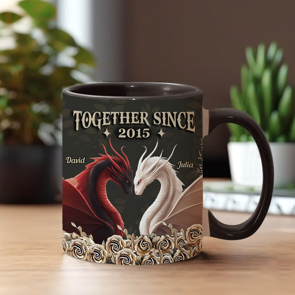 Von unserem ersten Kuss – Personalisierte Tasse mit Drachenmotiv