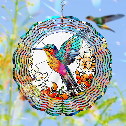 Wunderschöner Kolibri, umgeben von Blumen – personalisierter Kolibri-Windspinner