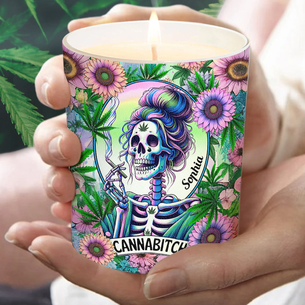 Cannabitch - Bougie personnalisée au cannabis avec couvercle en bois