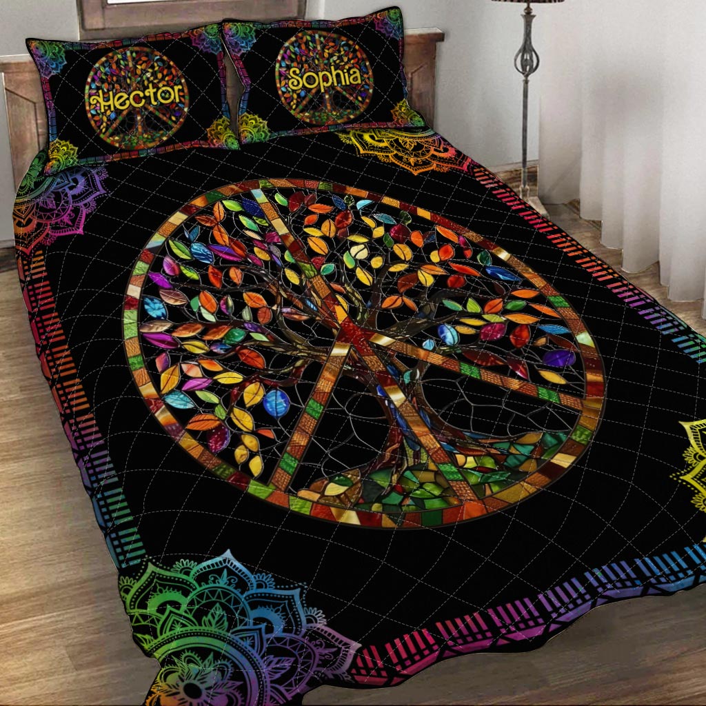 Es ist ein wunderschönes Weltenbaum-Friedenszeichen - personalisiertes Hippie-Quilt-Set