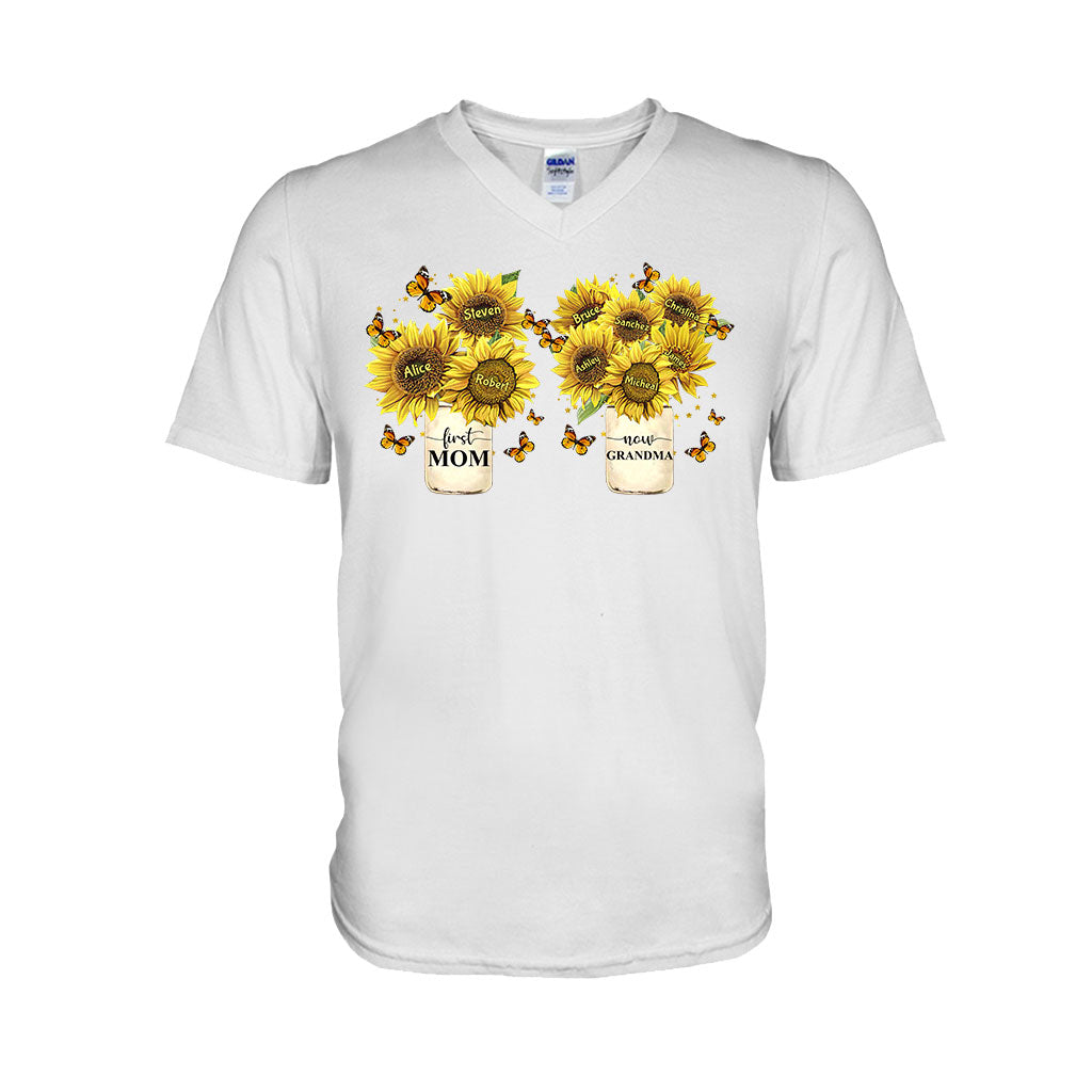 First Mom Now Grandma - Personalized Grandma T-shirt And Hoodie