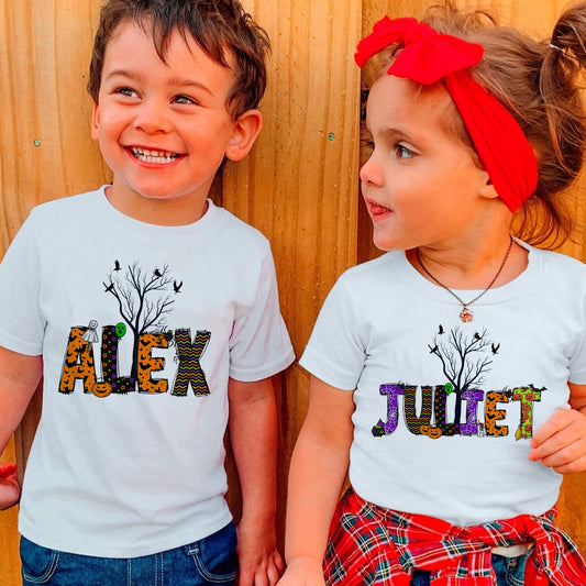 Fröhliches Halloween – personalisiertes Kinder-T-Shirt und Hoodie