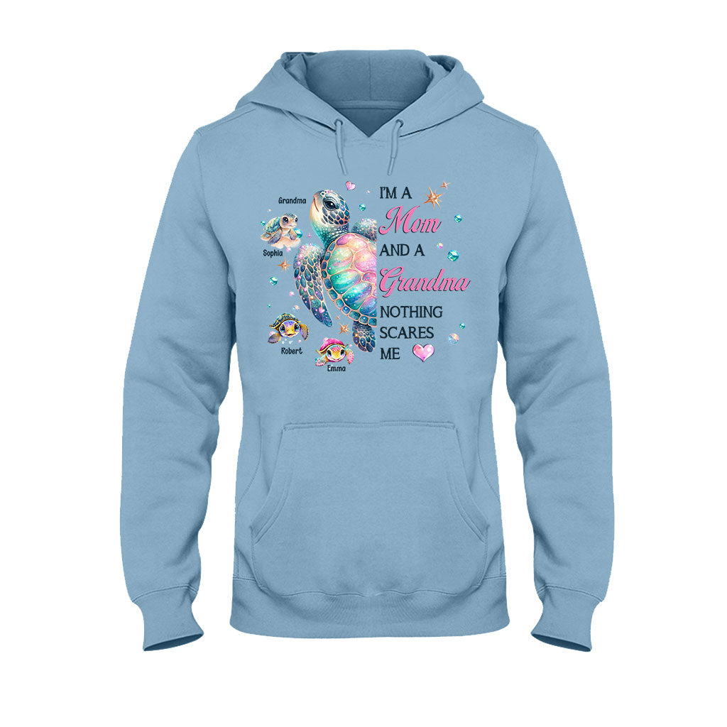 Nothing Scares Me Grandma Turtle - Personalized Grandma T-shirt And Hoodie