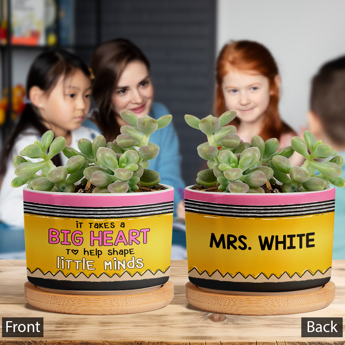 Il faut un grand cœur pour contribuer à façonner les petits esprits - Crayon personnalisé pour enseignants - Pot de fleurs en céramique