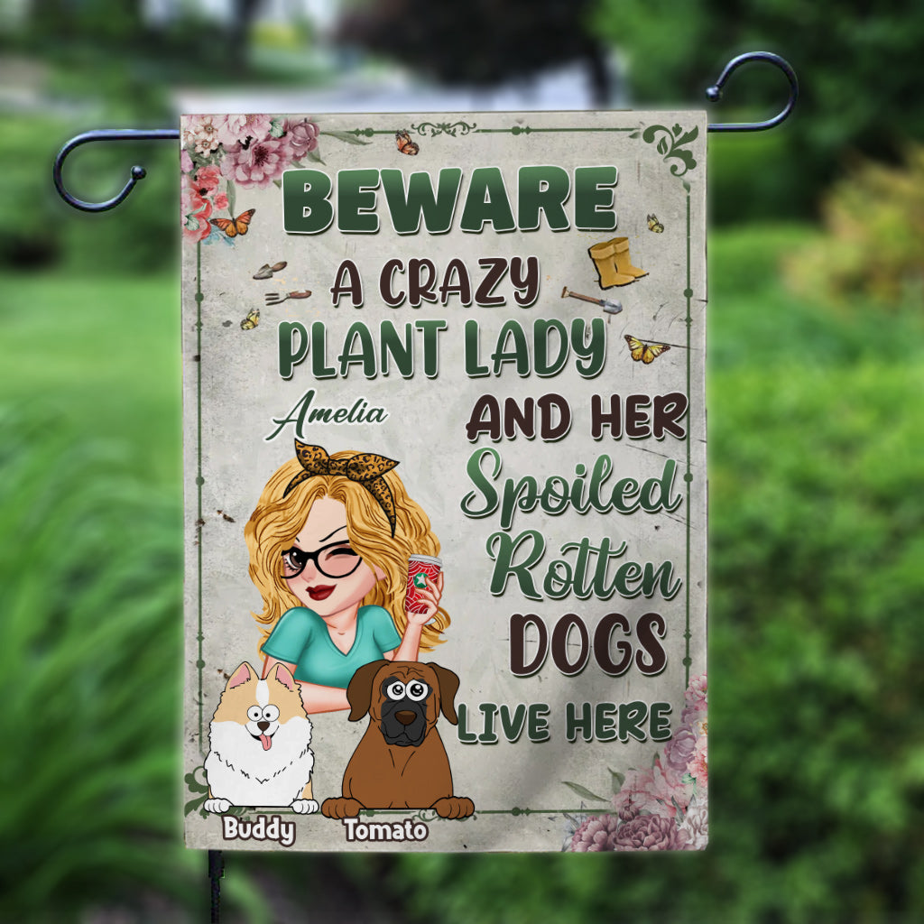 La folle aux plantes et ses chiens - Drapeau de jardin personnalisé