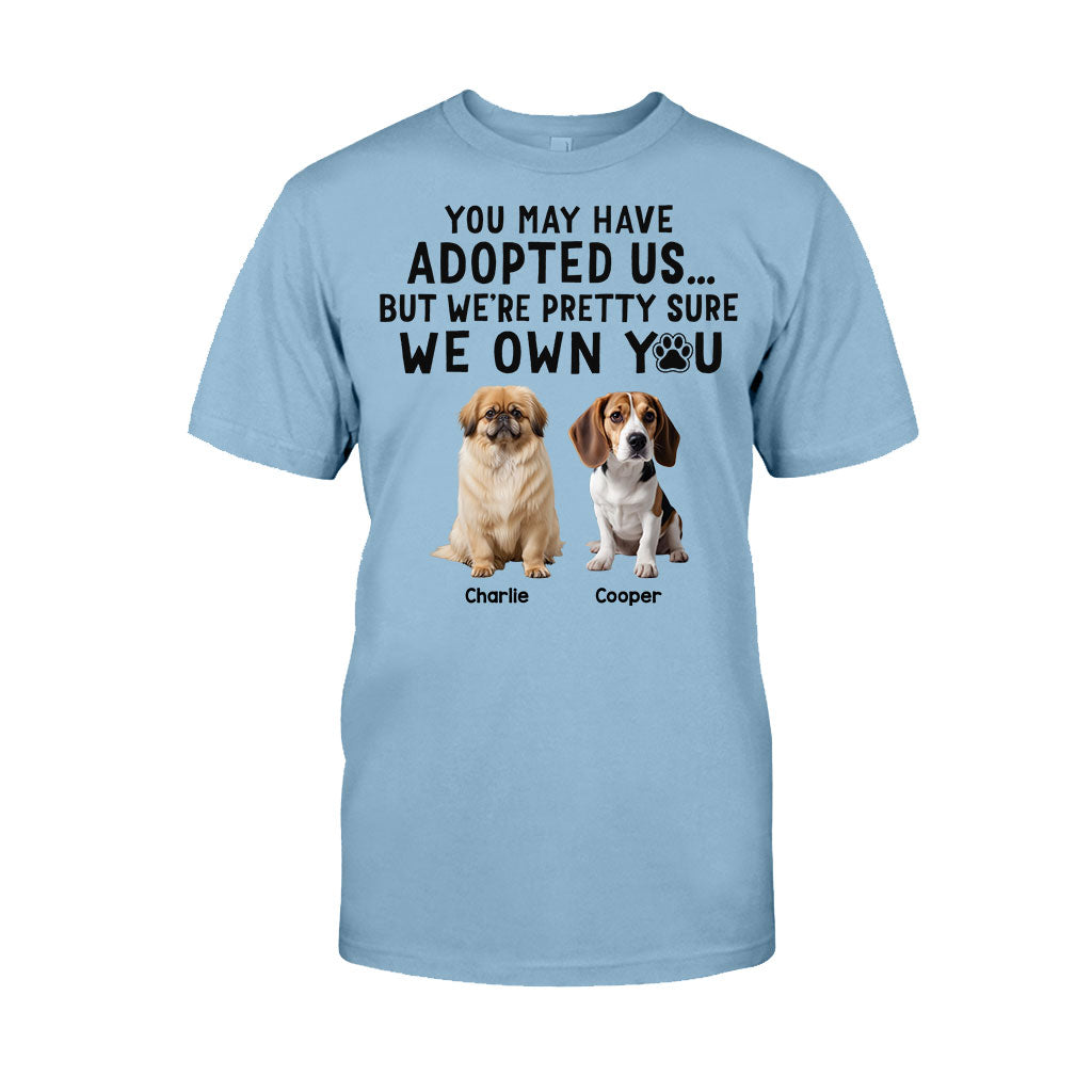 Ich bin mir ziemlich sicher, dass du mir gehörst – Personalisiertes Hunde-T-Shirt und Hoodie