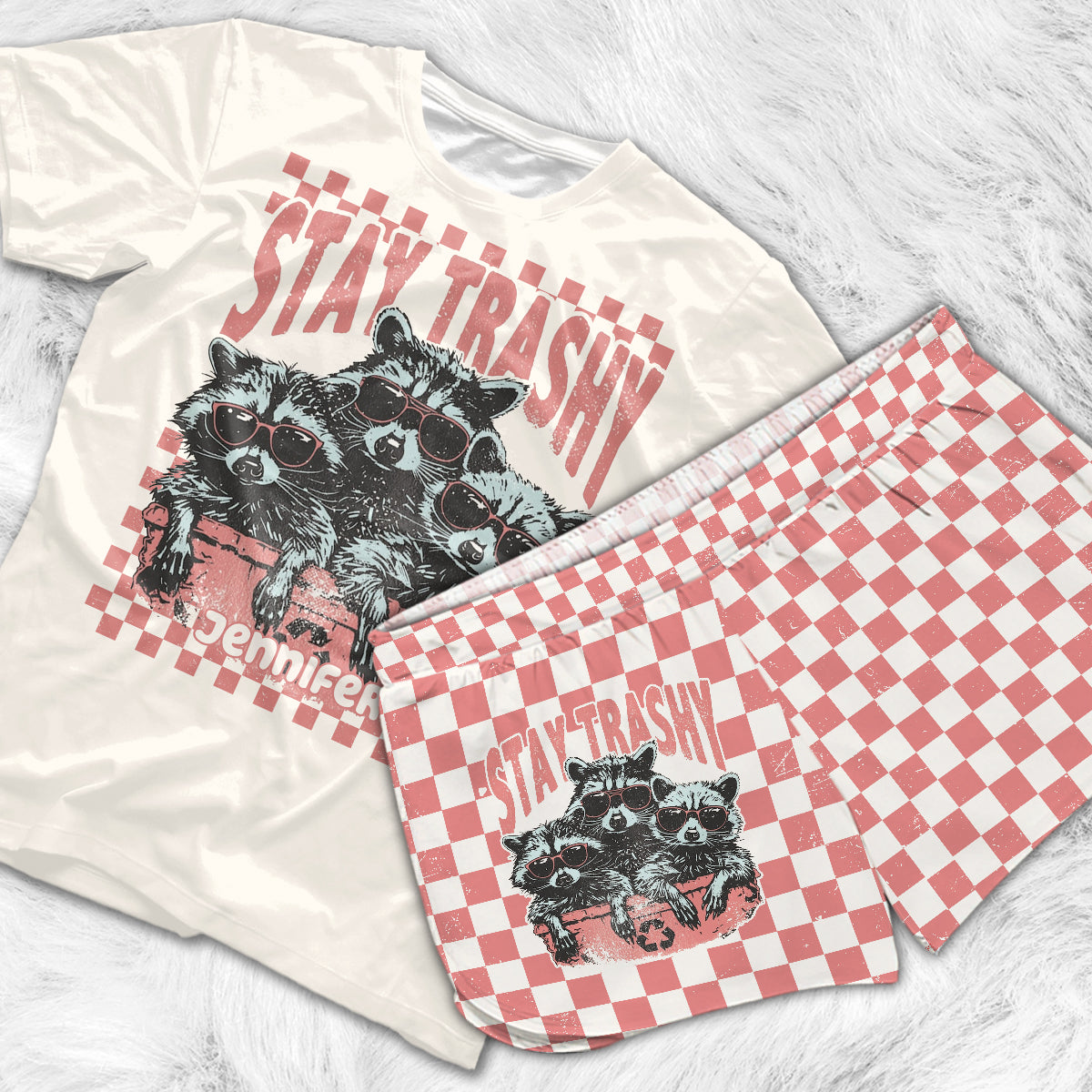 Bleib lässig – Personalisiertes Waschbär-Shirt und Damenshorts
