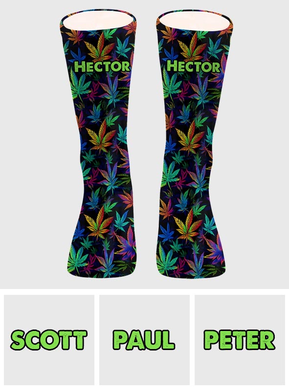 Irgendwo ist es 420 – Bunte Marihuana-Socken – Personalisierte Weed-Socken