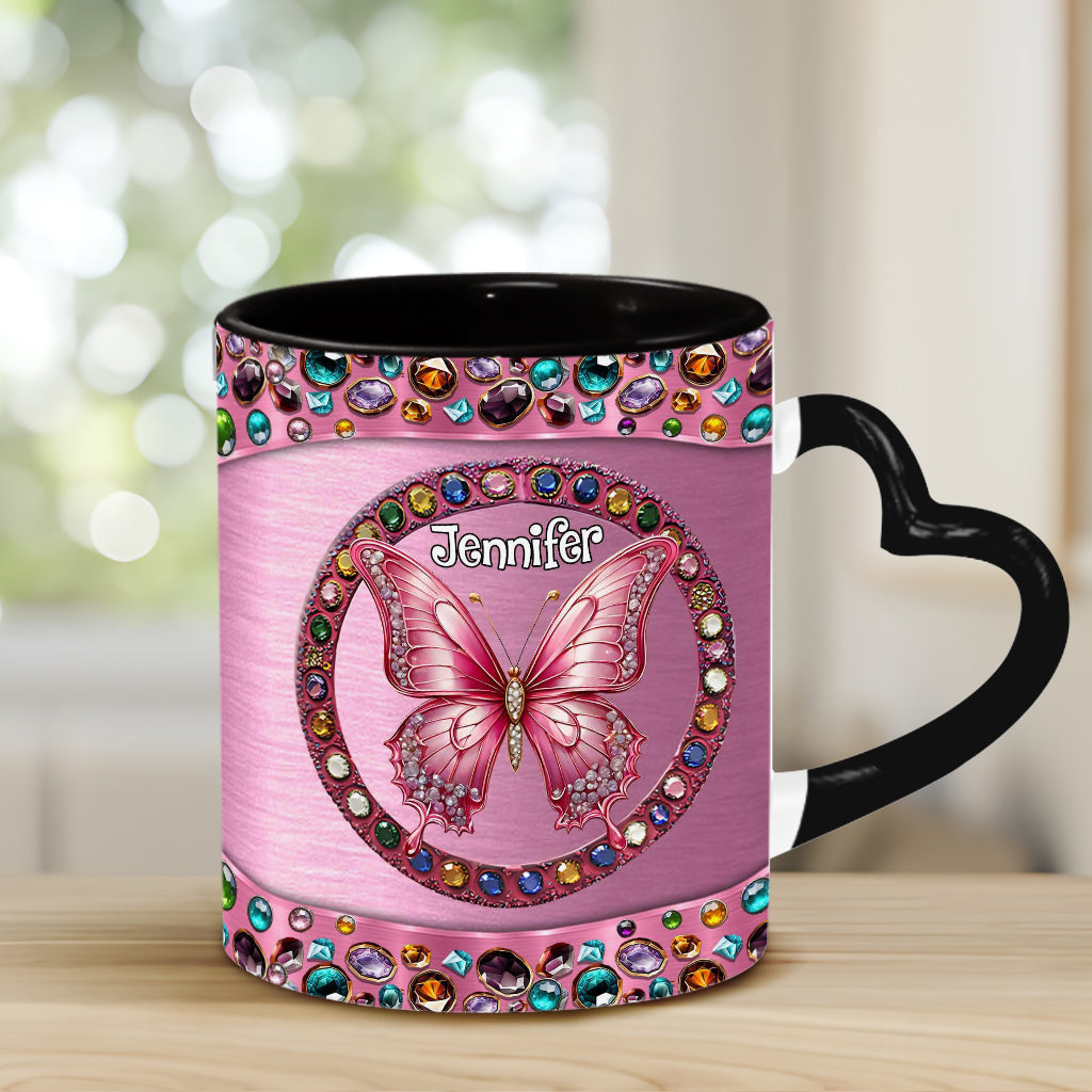 Wunderschöner rosa personalisierter Becher mit Schmetterlingsherzgriff