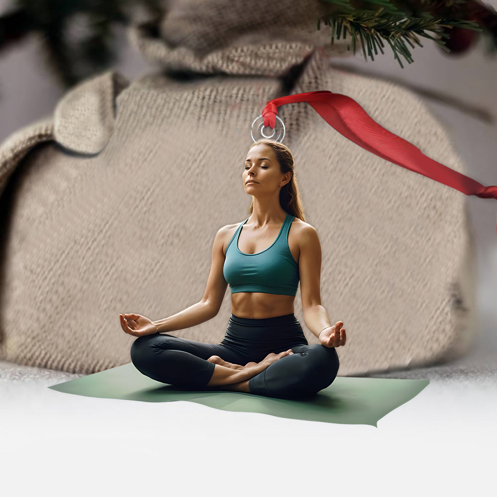 Individuell gestalteter Schmuck mit Foto – Personalisierter Yoga-Anhänger in Sonderform