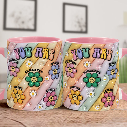 Du bist schön, stark, siegreich genug – personalisierte Tasse mit Hippie-Akzent