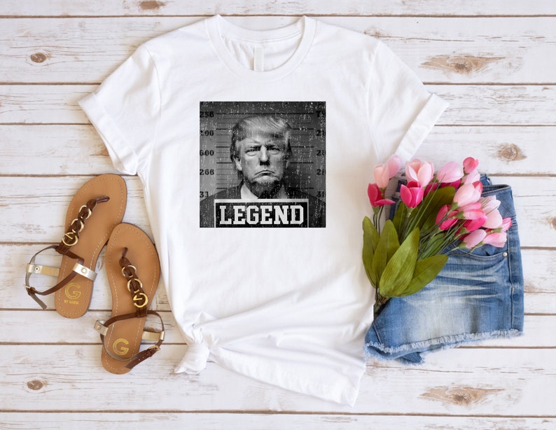 T-shirt et sweat à capuche Trump Legend 0924