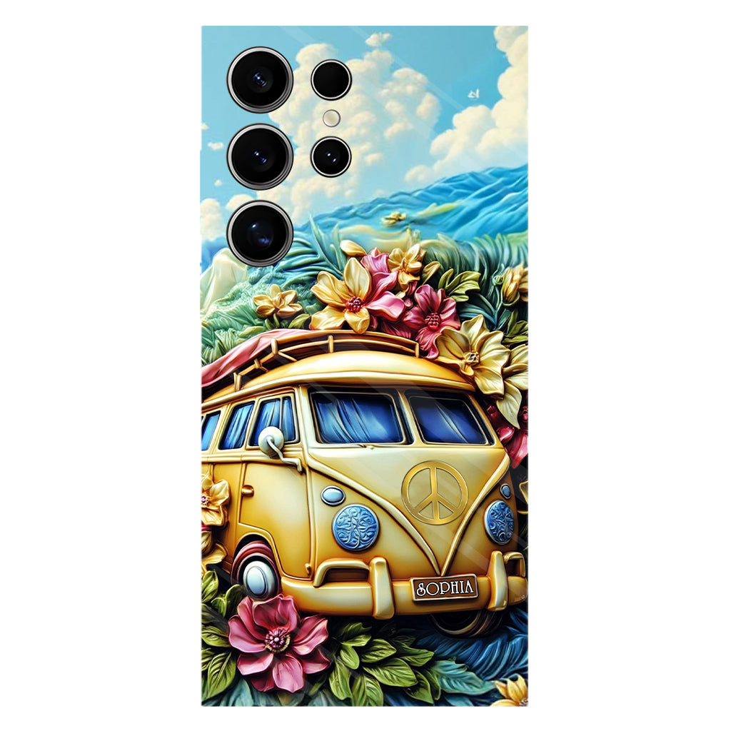 Handyhülle mit Blumenmuster und Friedenssymbol – Personalisierte Hippie-Handyhülle mit Volldruck
