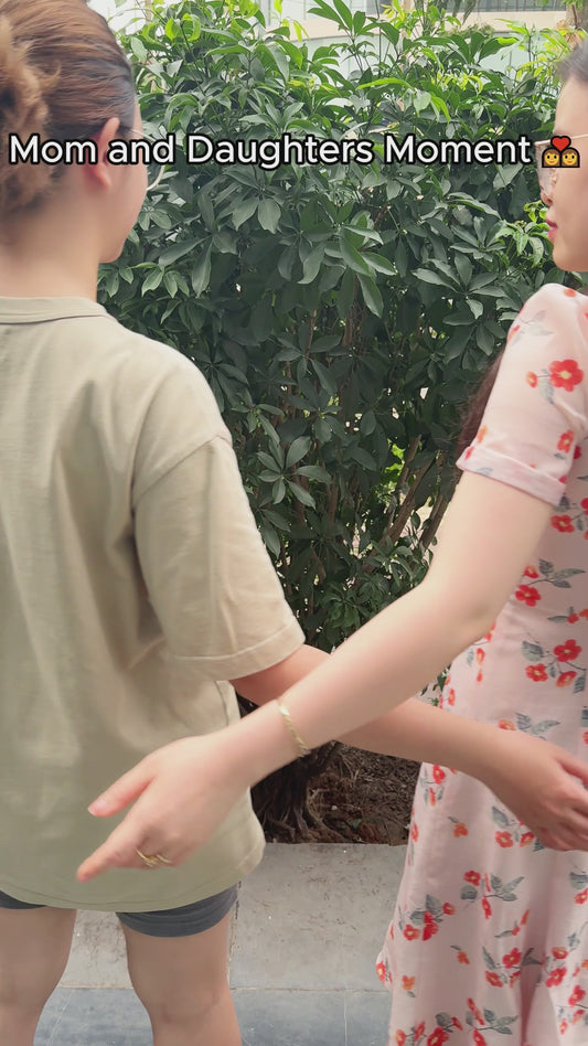 Mama Bear - Personalized Mother Tumbler With Handle