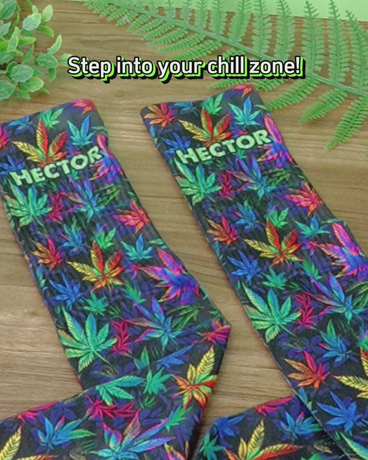 Irgendwo ist es 420 – Bunte Marihuana-Socken – Personalisierte Weed-Socken