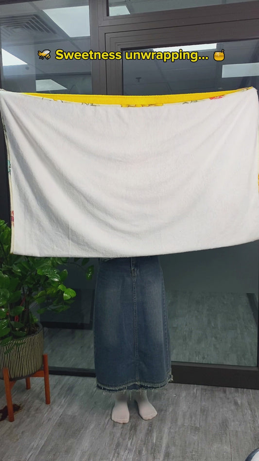 Grandma's Reasons To Bee Happy - Personalized Grandma Blanket