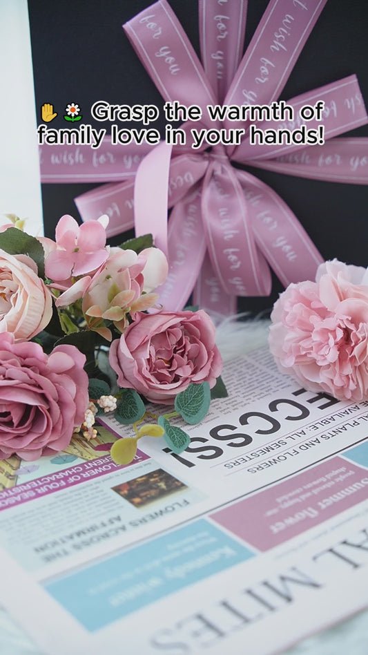 Holding Mom's Hand - Personalized Mother Accent Mug