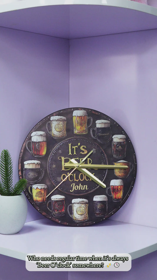 C'est l'heure de la bière ! - Horloge murale personnalisée à la bière