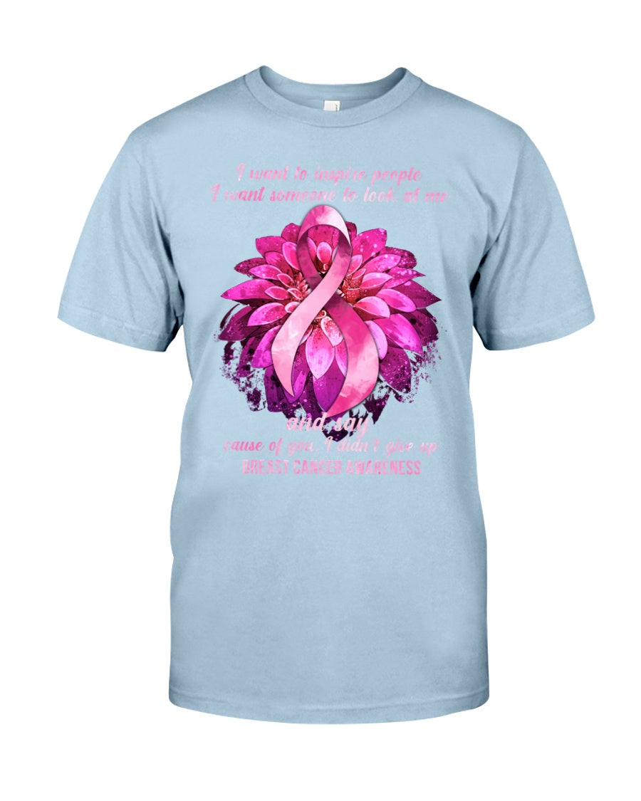 Ich möchte Menschen inspirieren. Ich möchte, dass mich jemand ansieht und sagt: „Warum?“ – T-Shirt und Hoodie zur Sensibilisierung für Brustkrebs 0822