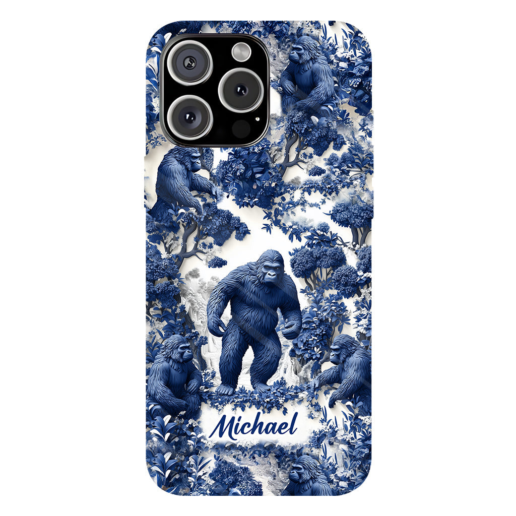 Bigfoot Sommer-Vibes – Personalisierte Handyhülle mit Wandermotiv