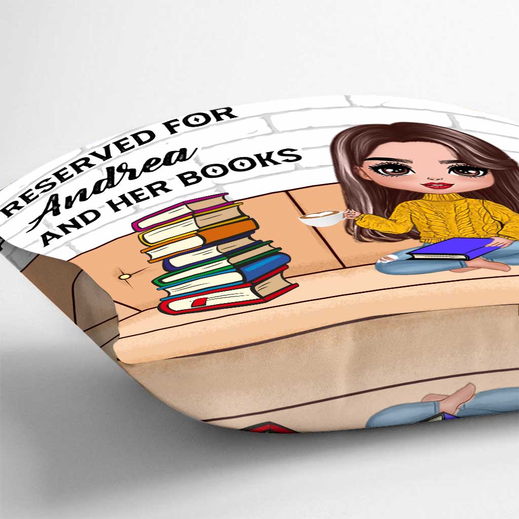 Coussin décoratif personnalisé « Réservé à moi et à mes livres »