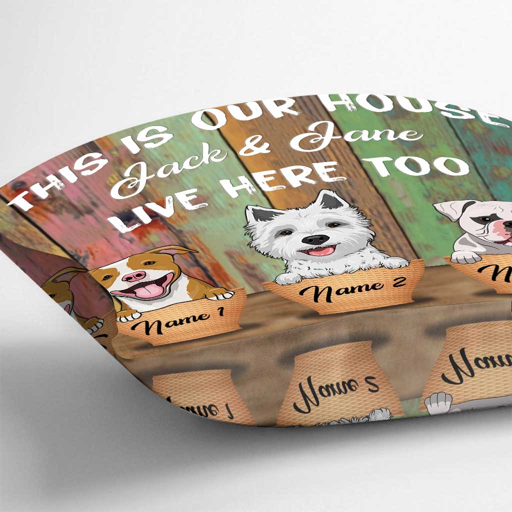 Coussin décoratif personnalisé pour chien « Voici notre maison »