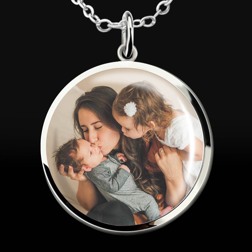 If Moms Were Flowers - Personalized Mother's Day Mother Round Pendant Necklace