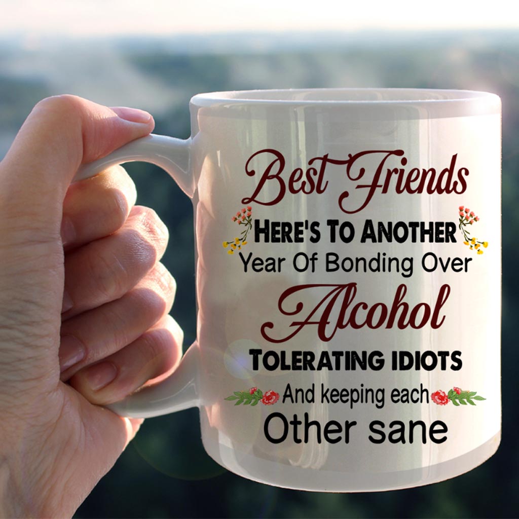 À une autre année de complicité autour d'un verre ! - Mug personnalisé pour meilleure amie