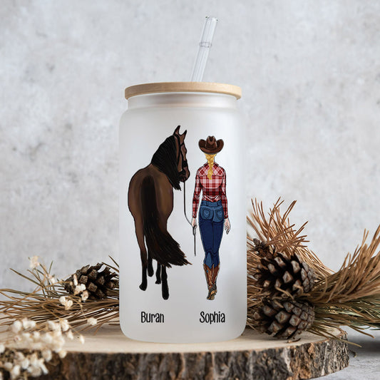 Une fille qui aime les chevaux - Verre à canette personnalisé avec un cheval