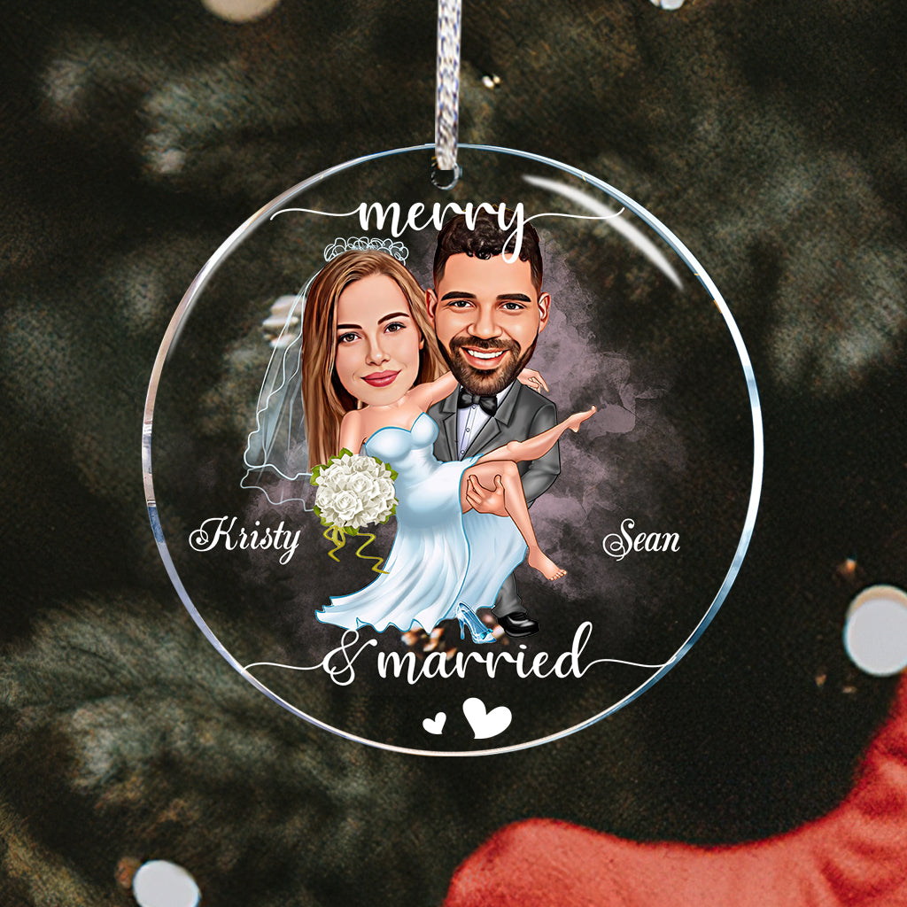 Merry And Married - Personalized Husband And Wife Transparent Ornament