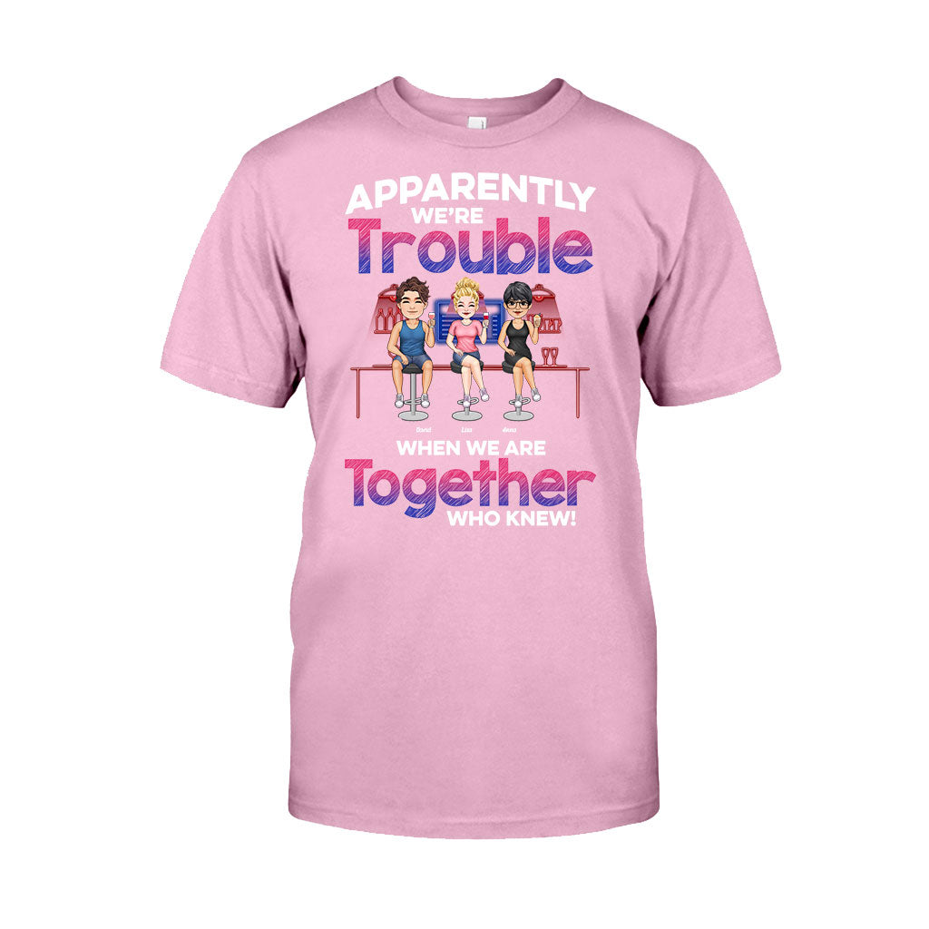 Anscheinend sind wir zusammen nur Ärger – personalisiertes Bestie-T-Shirt & Hoodie