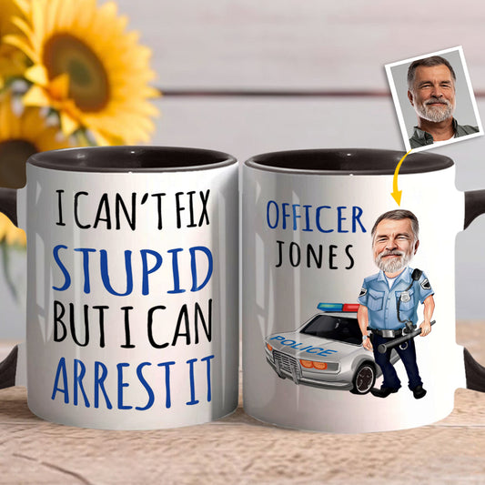 Je ne peux rien faire contre la bêtise - Mug personnalisé pour policier